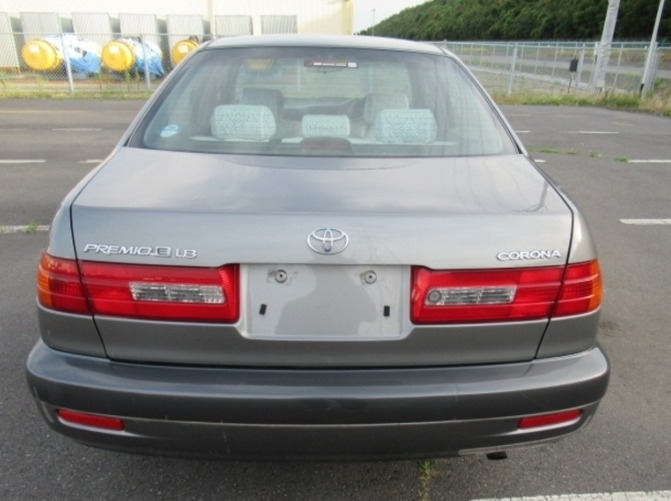 TOYOTA CORONA PREMIO
